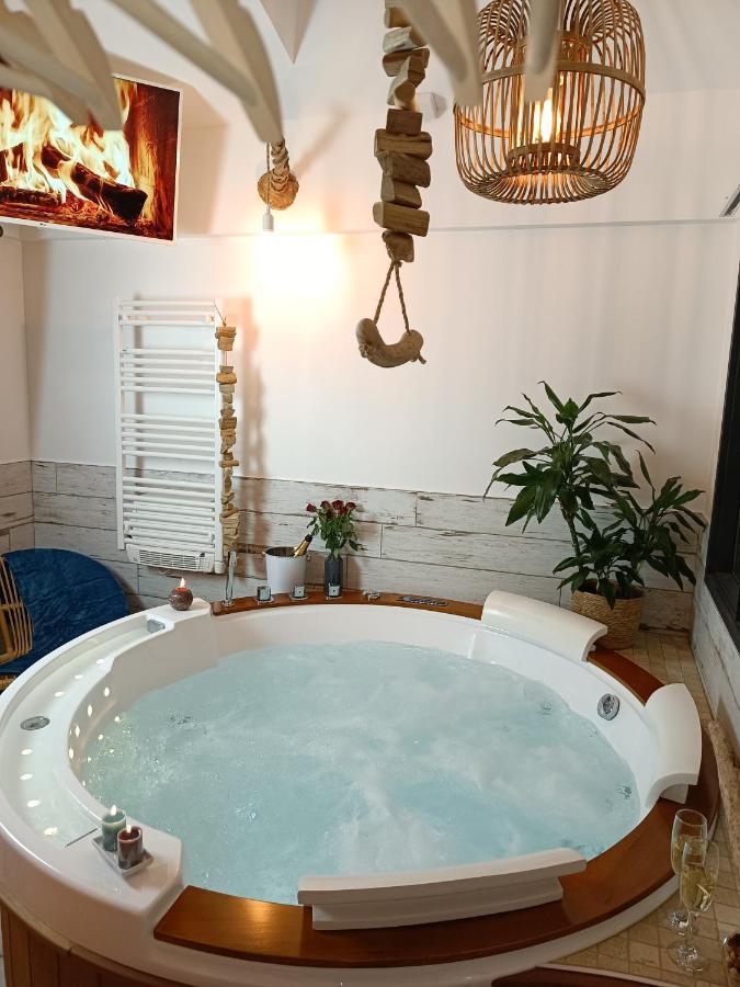 Le Marechal Duplex - Appartement Avec Jacuzzi - Caen Hyper Centre Kültér fotó